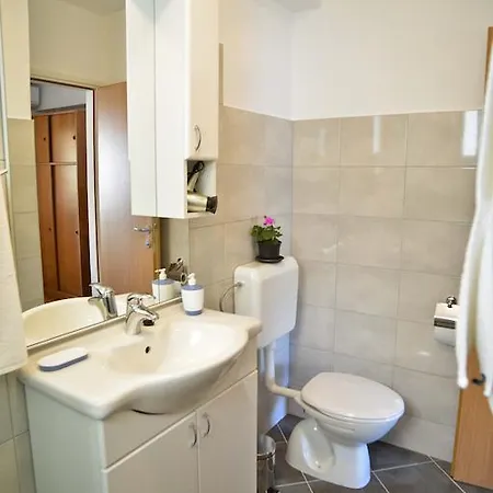 Gostinjska kuća El Mirador With Balcony 3*